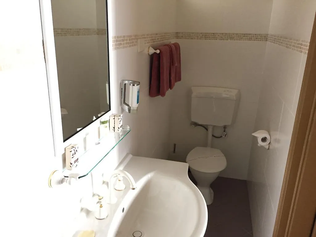 New Olympic Motel
